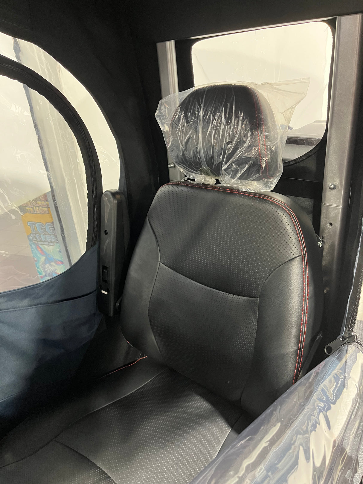 TGA Breeze S4 with canopy and sides (used)