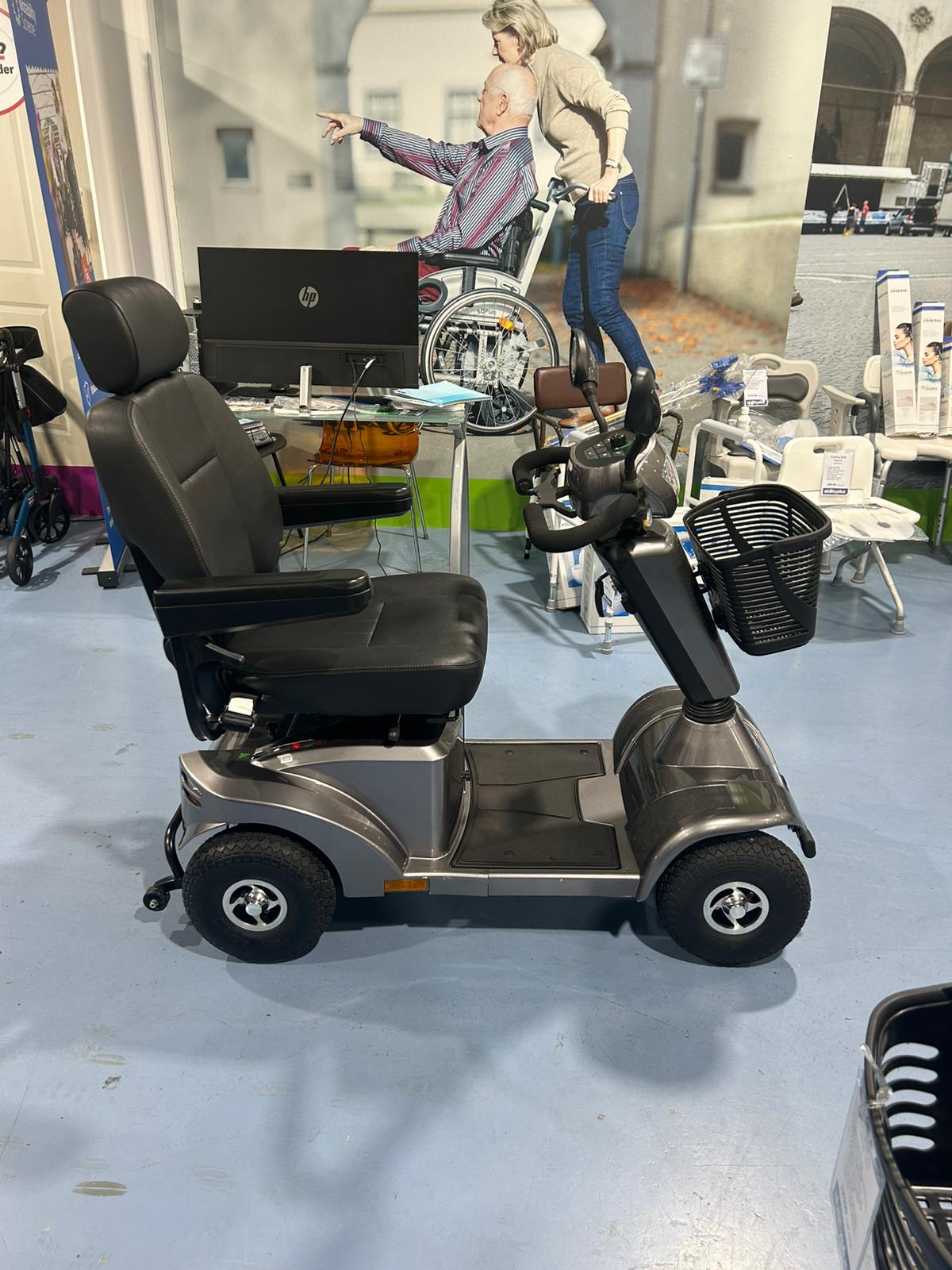 sunrise medical S425: Pre-loved