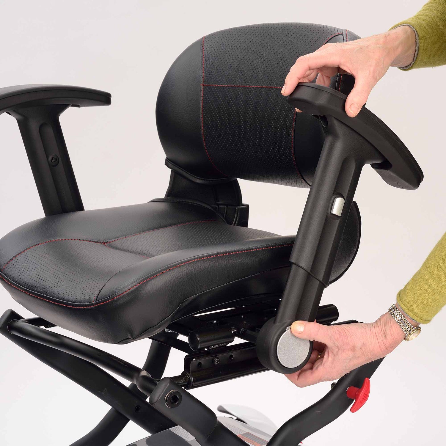 Maximo Folding 4mph Mobility Scooter