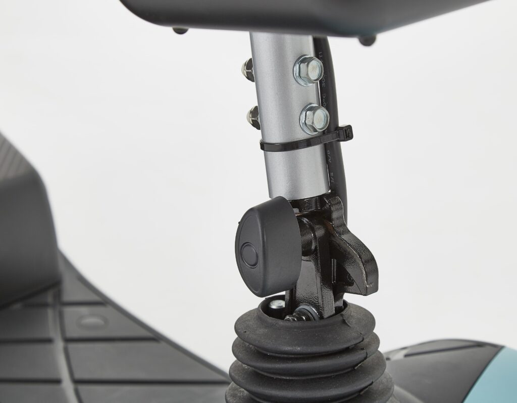 Airium Medium Scooter