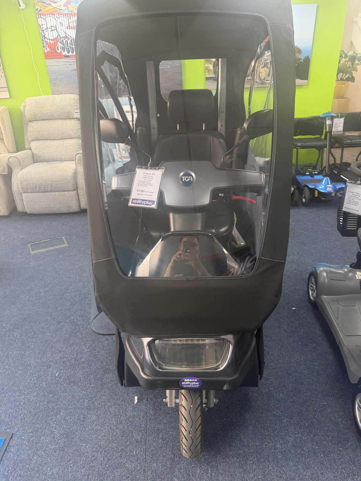 TGA Breeze S3 with Canopy (Pre-Loved)