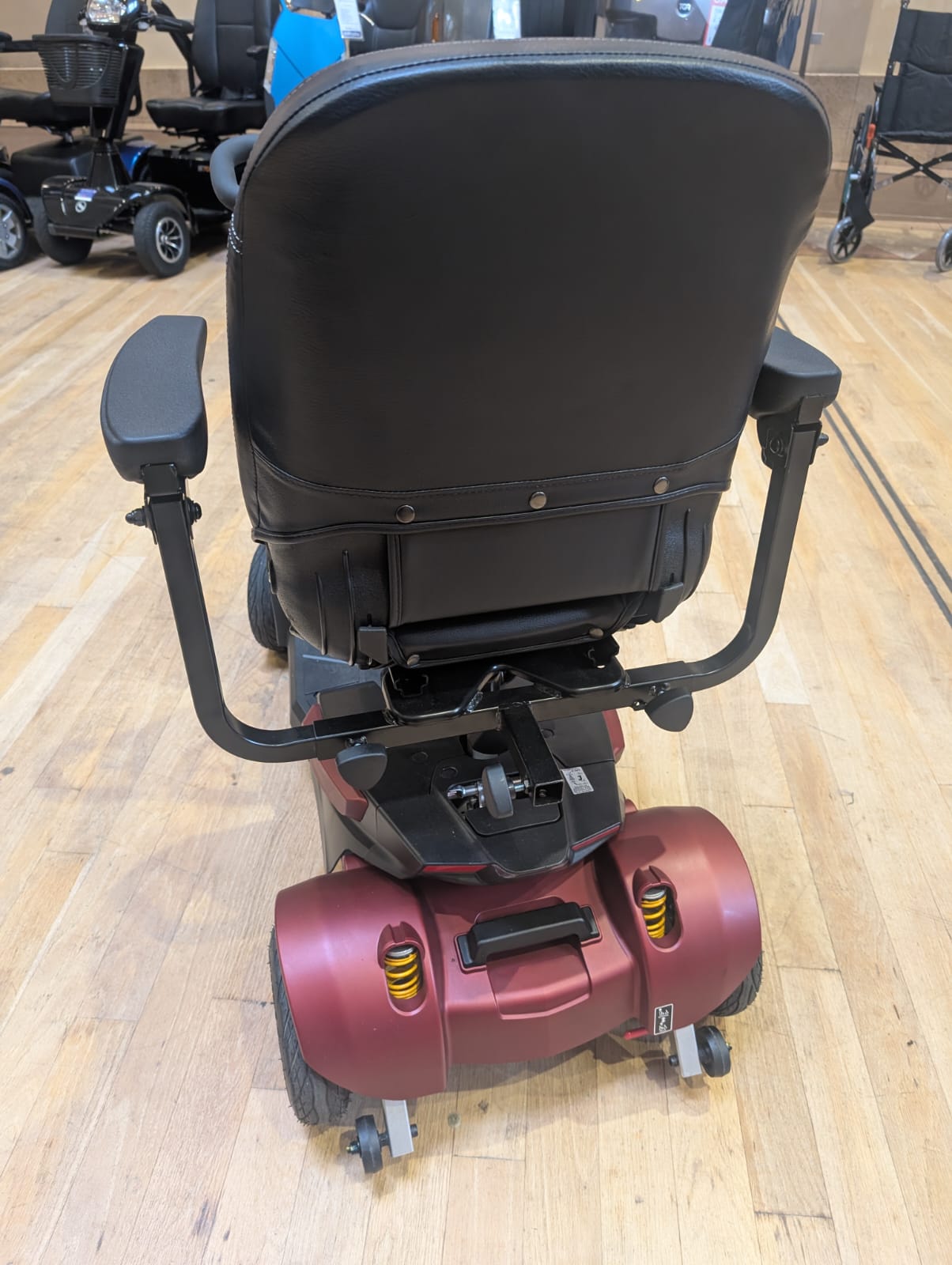 Motion Aura: Pre-loved