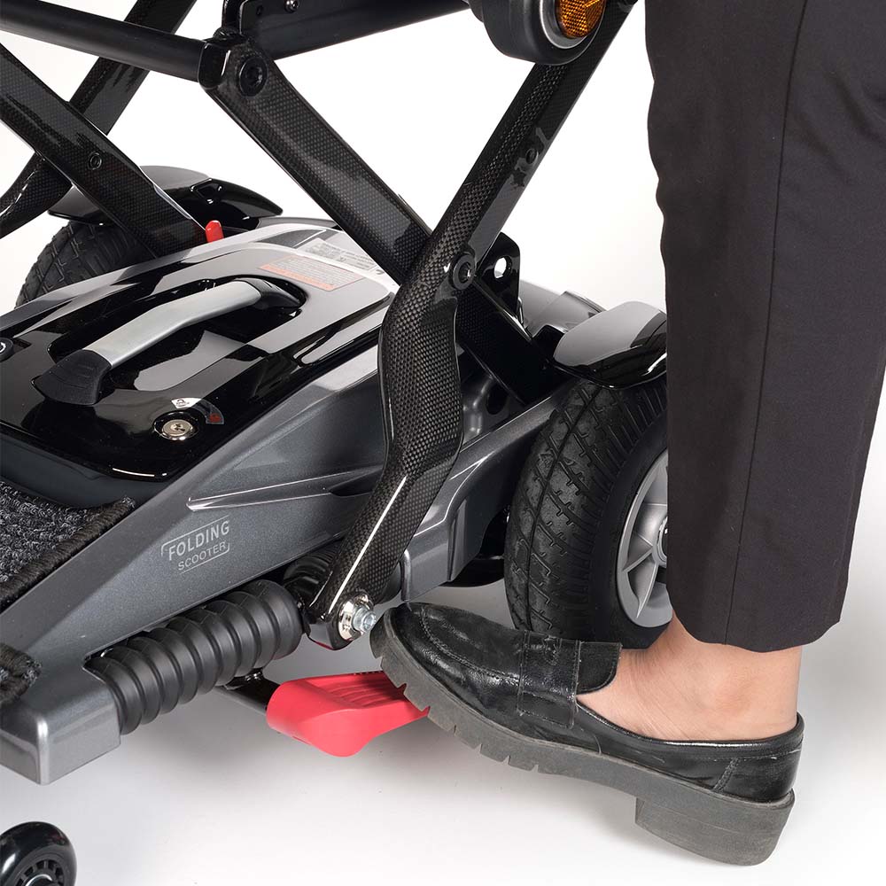 Minimo Autofold Folding Scooter